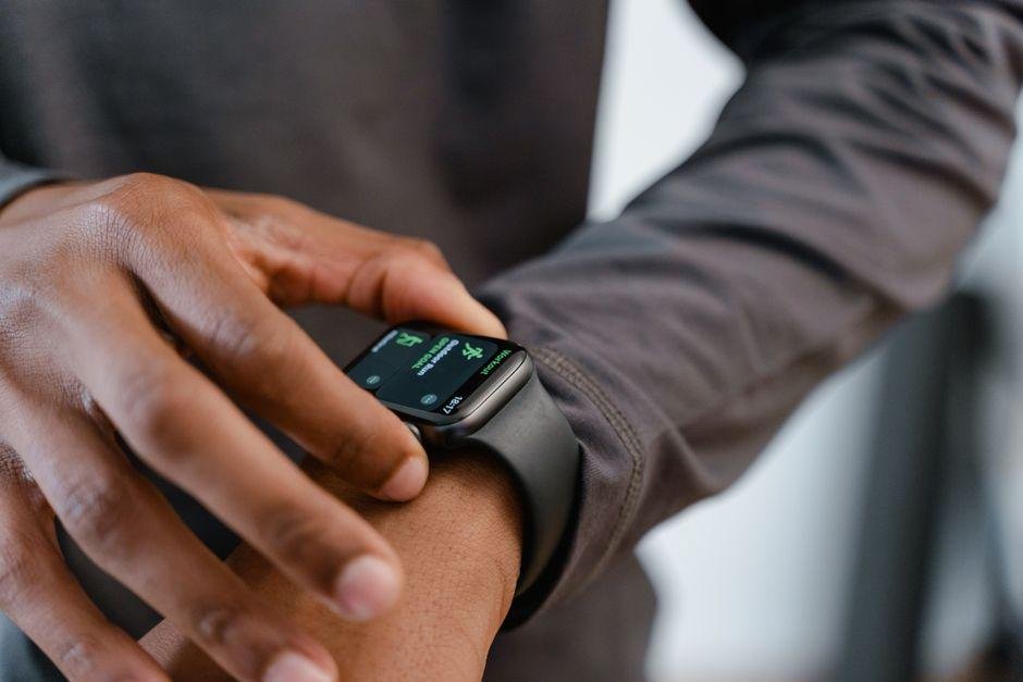 How Accurate Are Smartwatch Calorie Counters? (2026 Test)