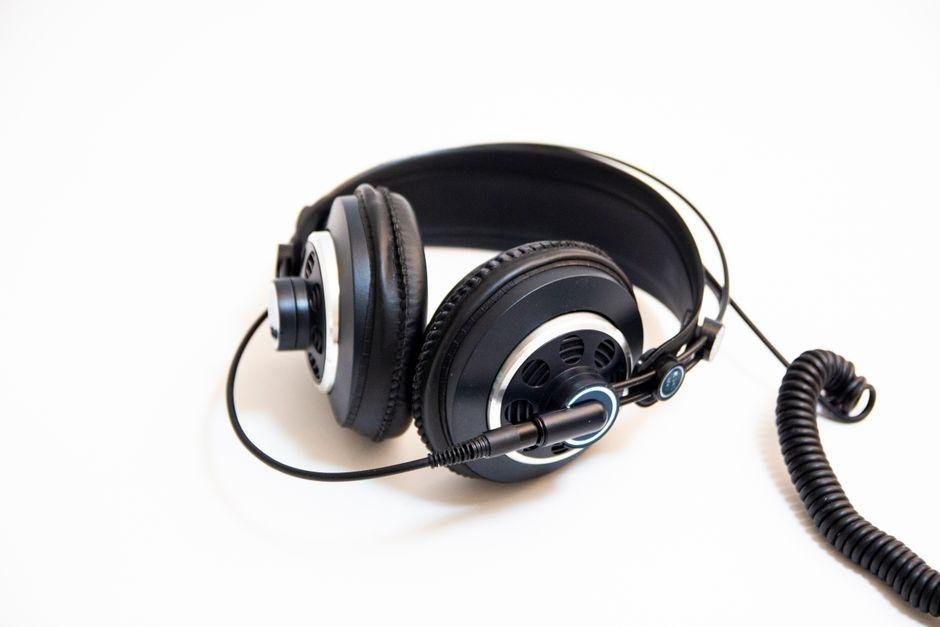 Samsung Galaxy Studio Headphones: 2026 Release Date & Rumors | Specvaro